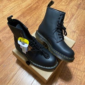 Dr. Marten 1460 Soft Wair Boots